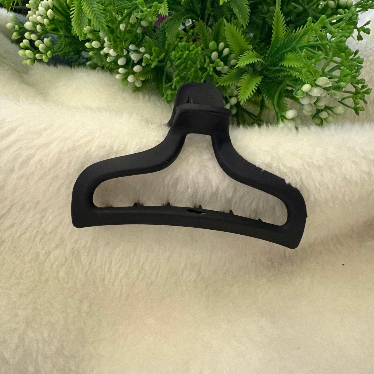 Modern Matte Black Hair Claw