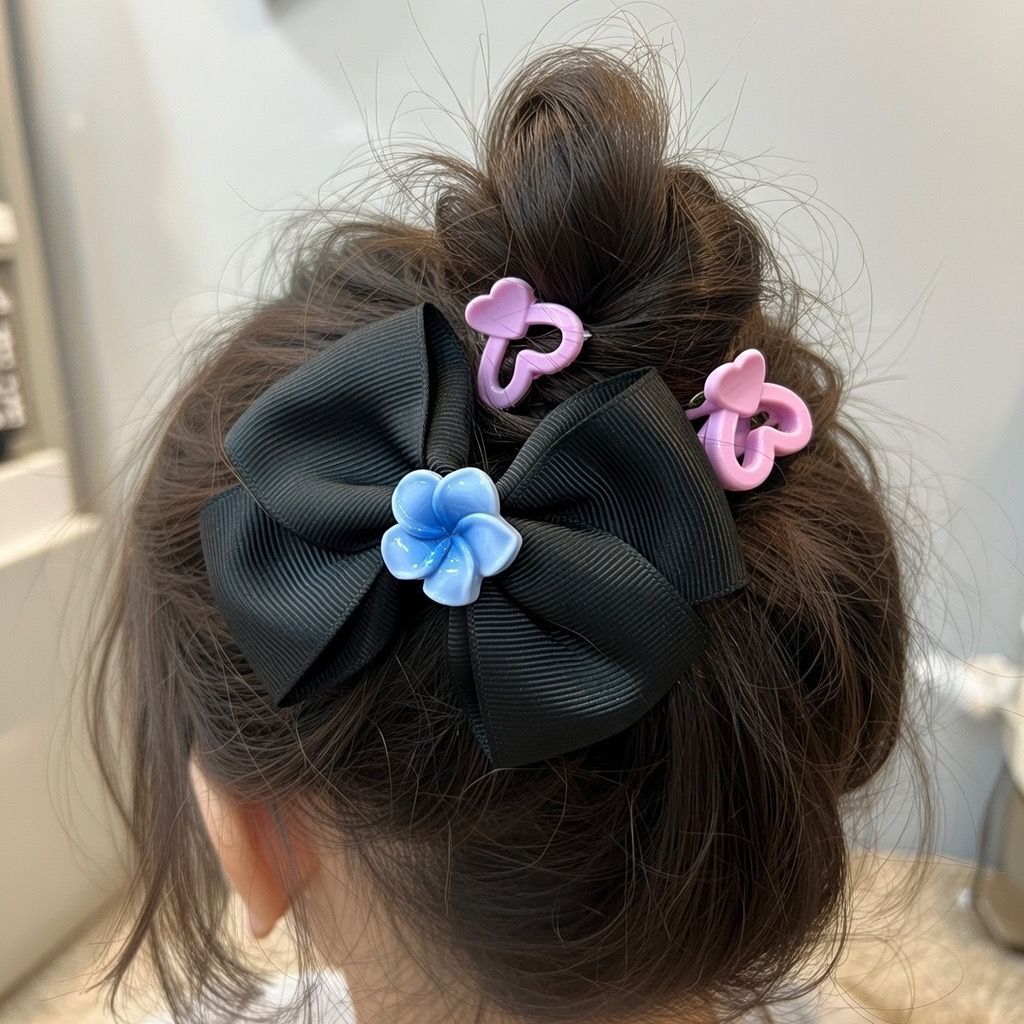 Elegant Black Bow & Heart Clip Set